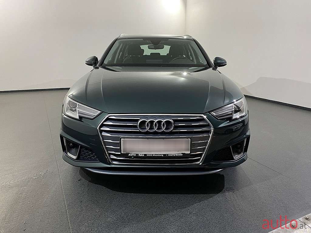 2019' Audi A4 photo #2