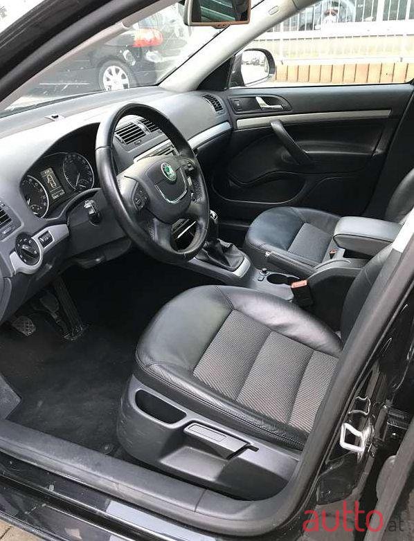 2013' Skoda Octavia photo #1