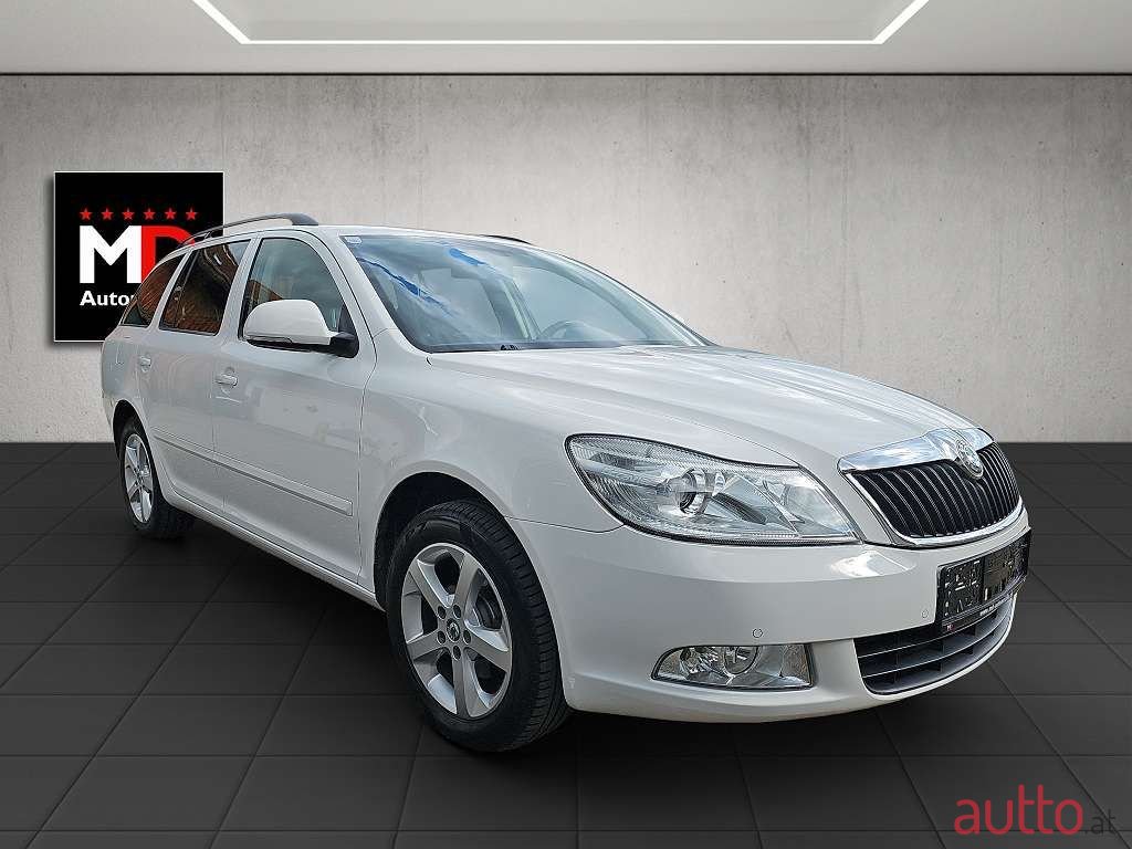 2012' Skoda Octavia photo #1