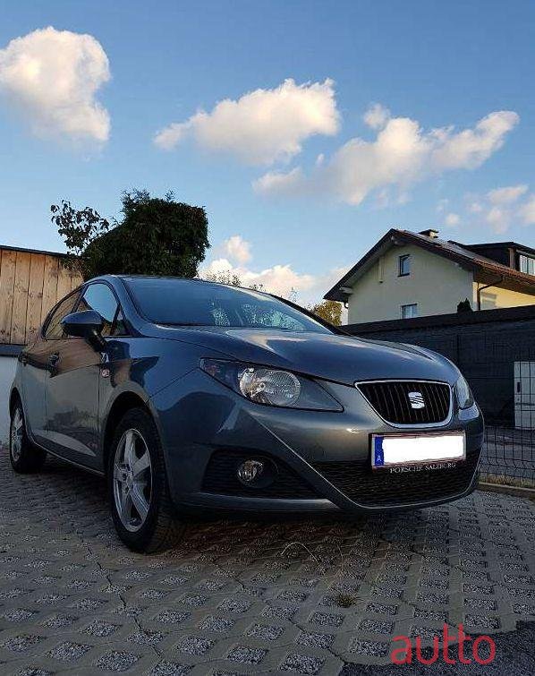 2012' SEAT Ibiza photo #1