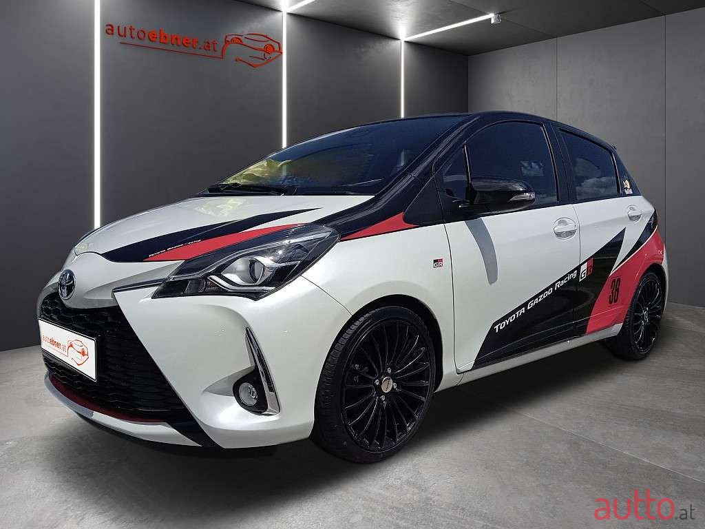 2018' Toyota Yaris photo #1
