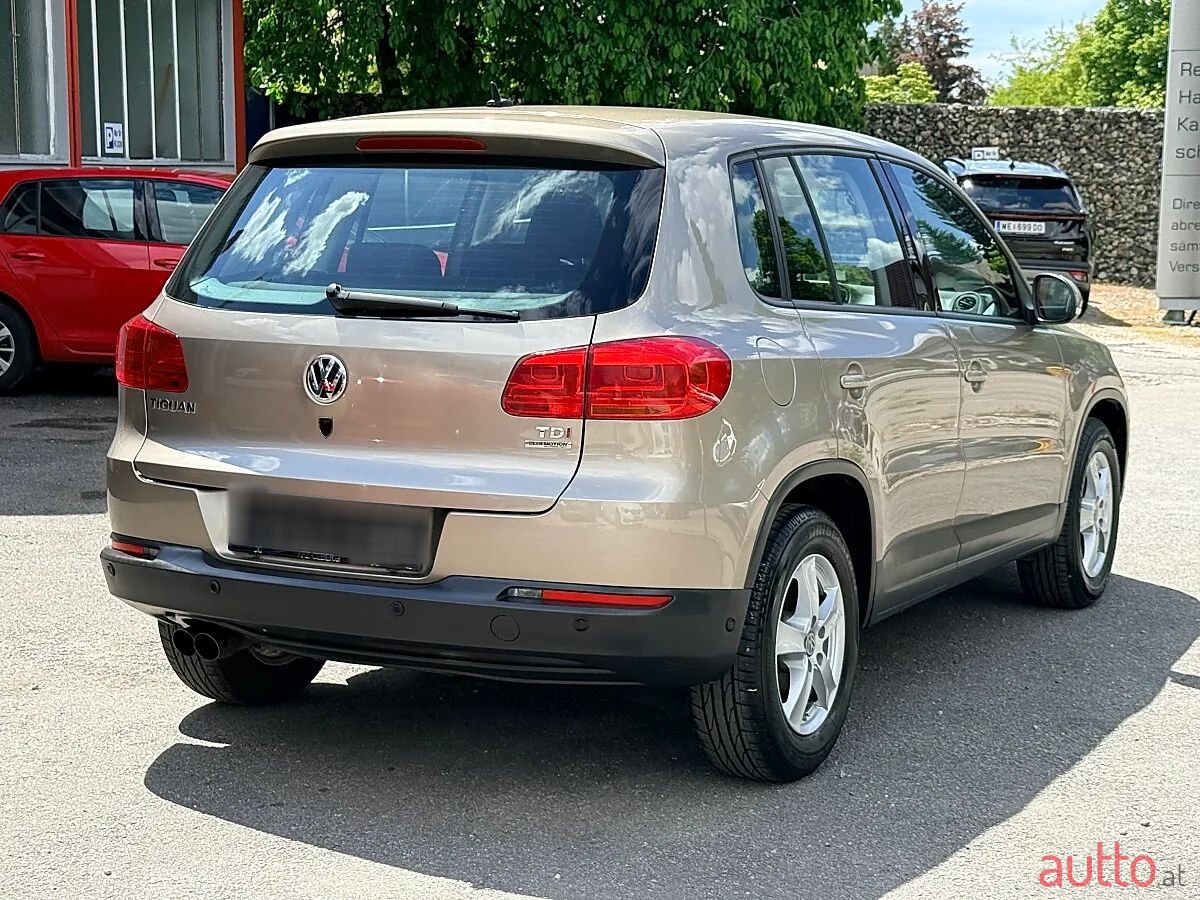 2014' Volkswagen Tiguan photo #5
