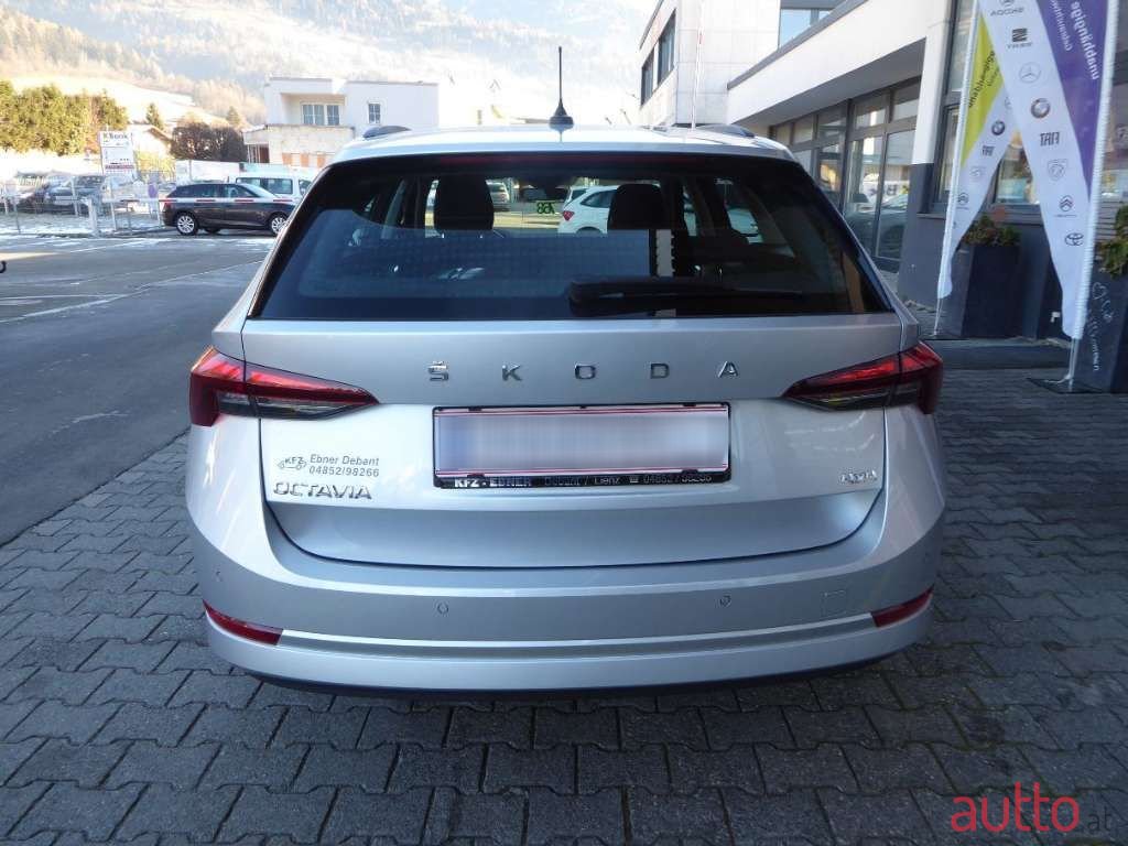 2021' Skoda Octavia photo #4