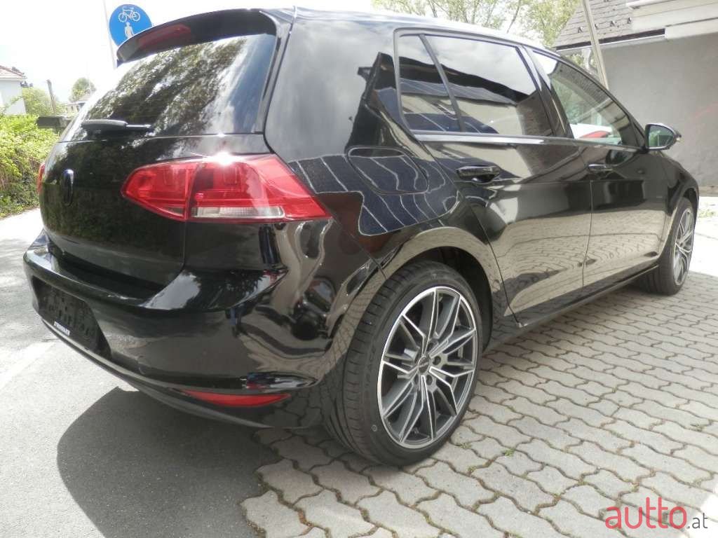 2014' Volkswagen Golf photo #4