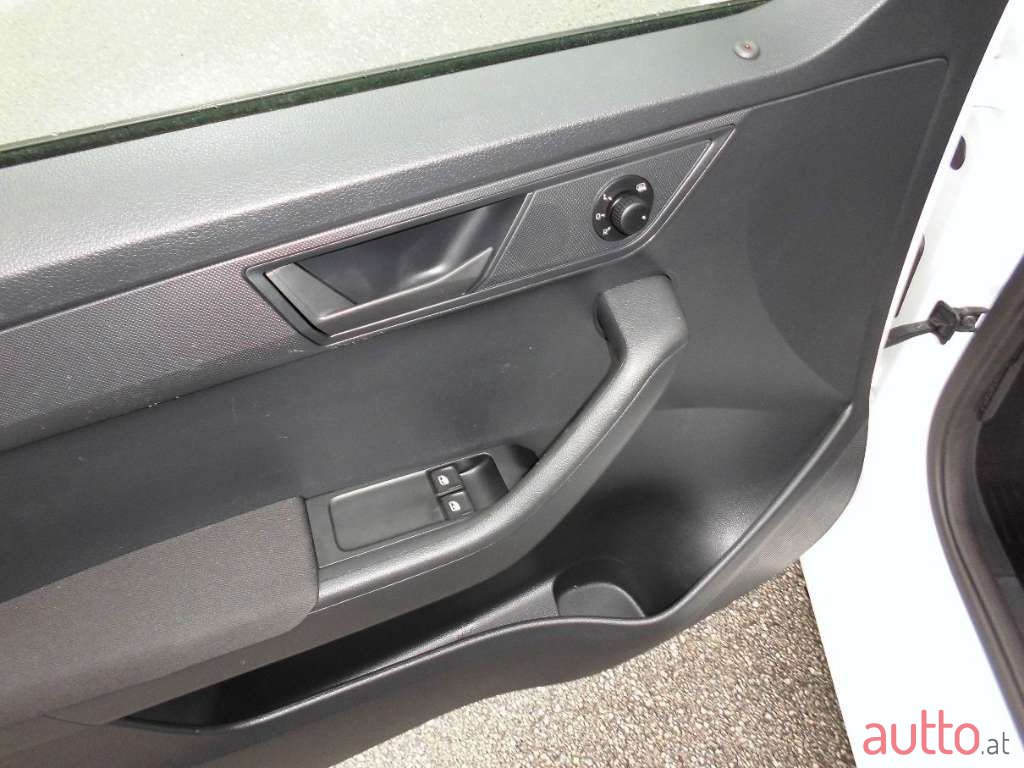 2016' Skoda Fabia photo #6