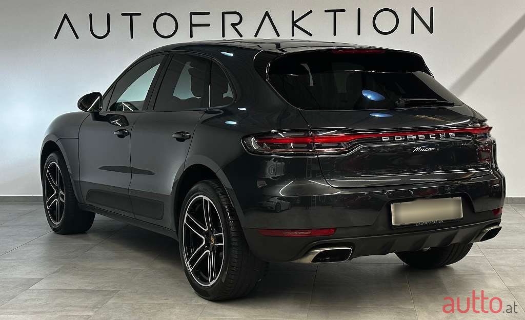 2021' Porsche Macan photo #6