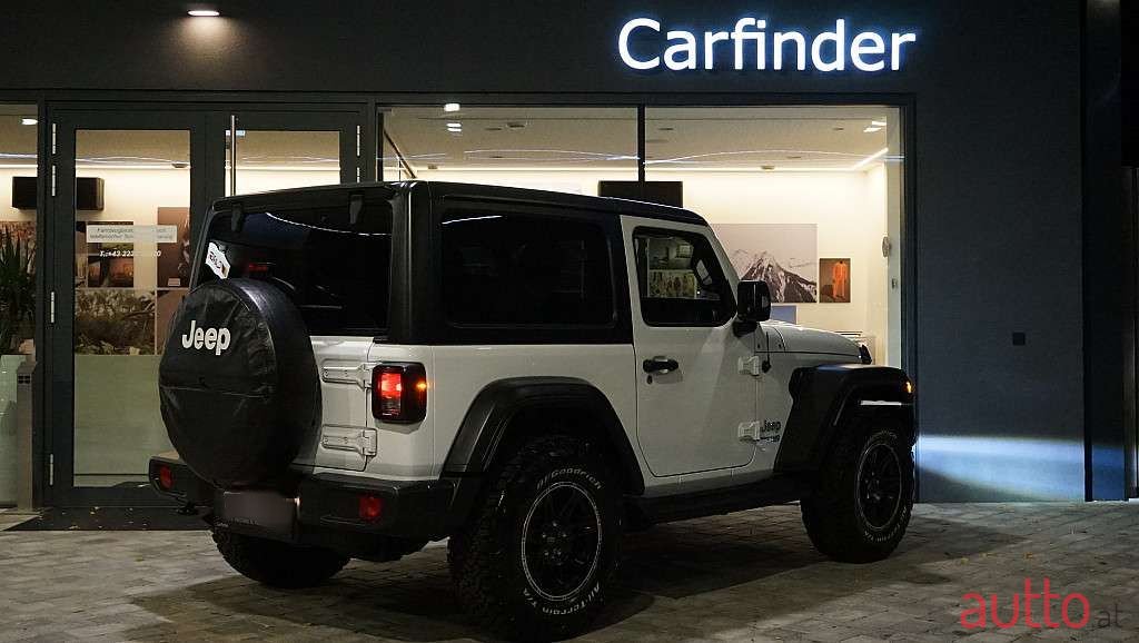 2020' Jeep Wrangler photo #6