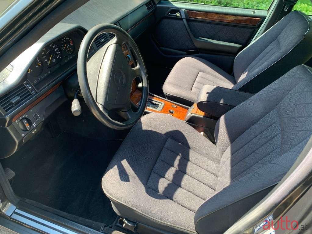 1994' Mercedes-Benz E-Klasse photo #5