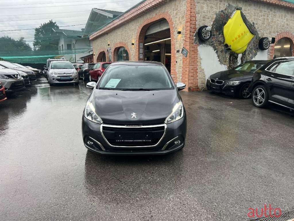 2016' Peugeot 208 photo #5