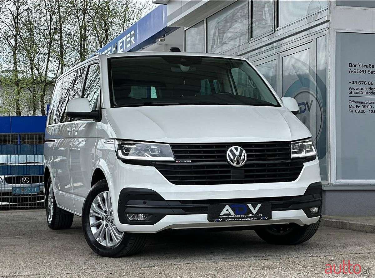 2020' Volkswagen Multivan photo #2
