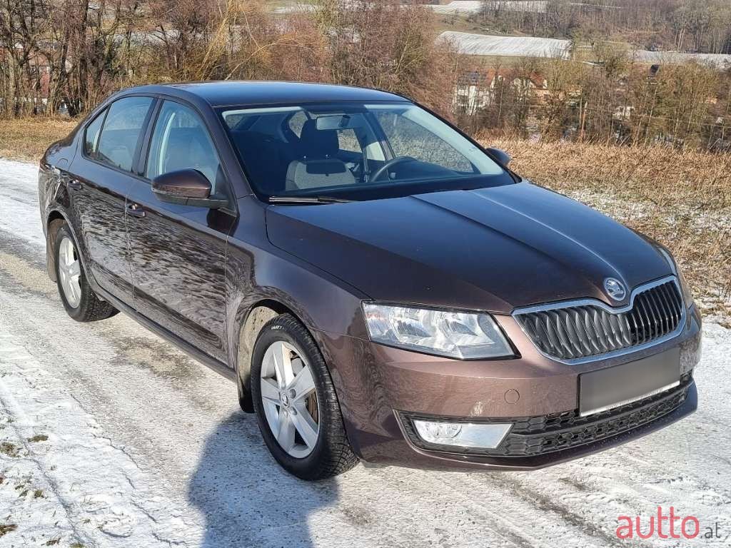 2013' Skoda Octavia photo #3