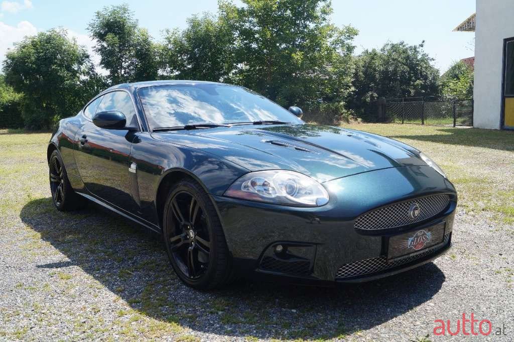 2007' Jaguar XKR photo #3