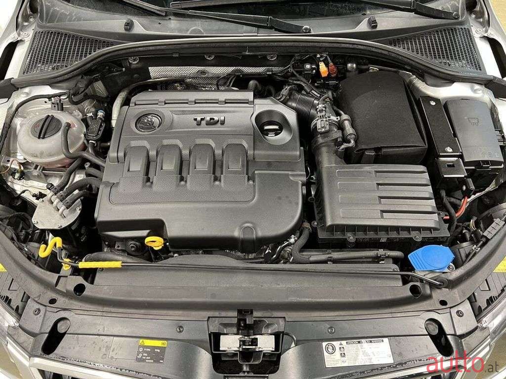 2015' Skoda Octavia photo #4