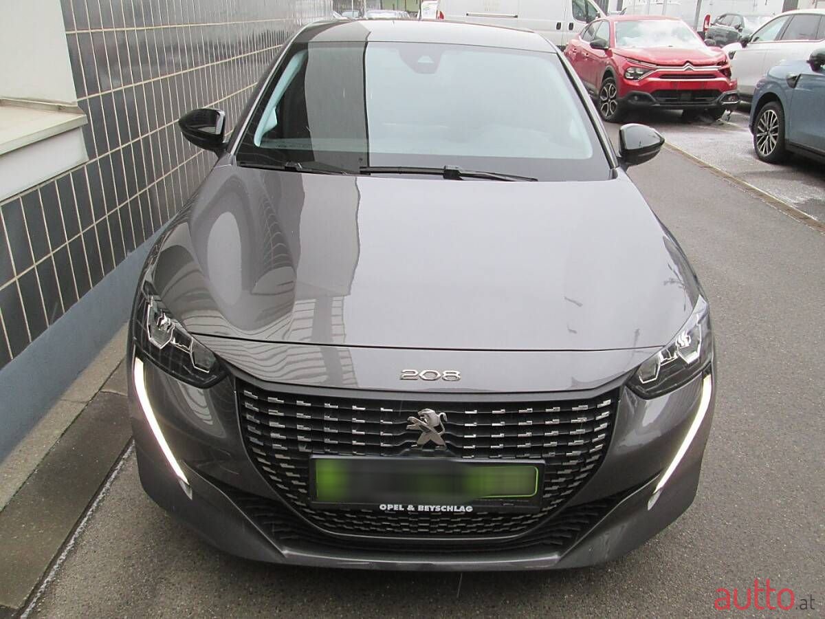 2023' Peugeot 208 photo #1