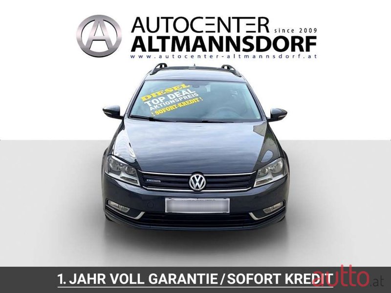 2011' Volkswagen Passat photo #4