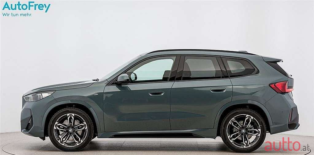 2022' BMW X1 photo #3