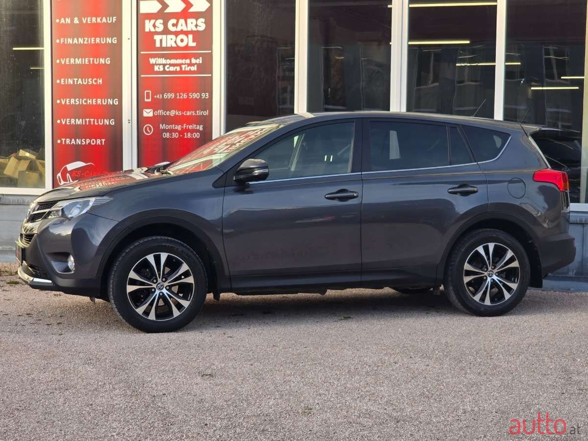 2014' Toyota RAV4 photo #2