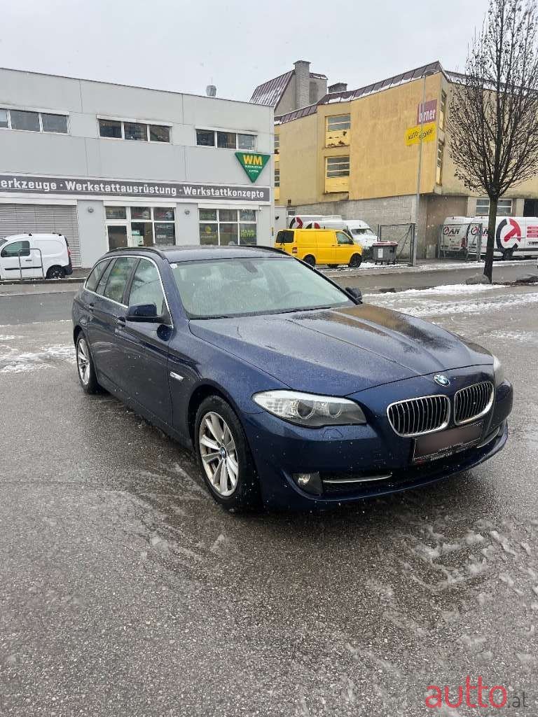 2012' BMW 5Er-Reihe photo #2
