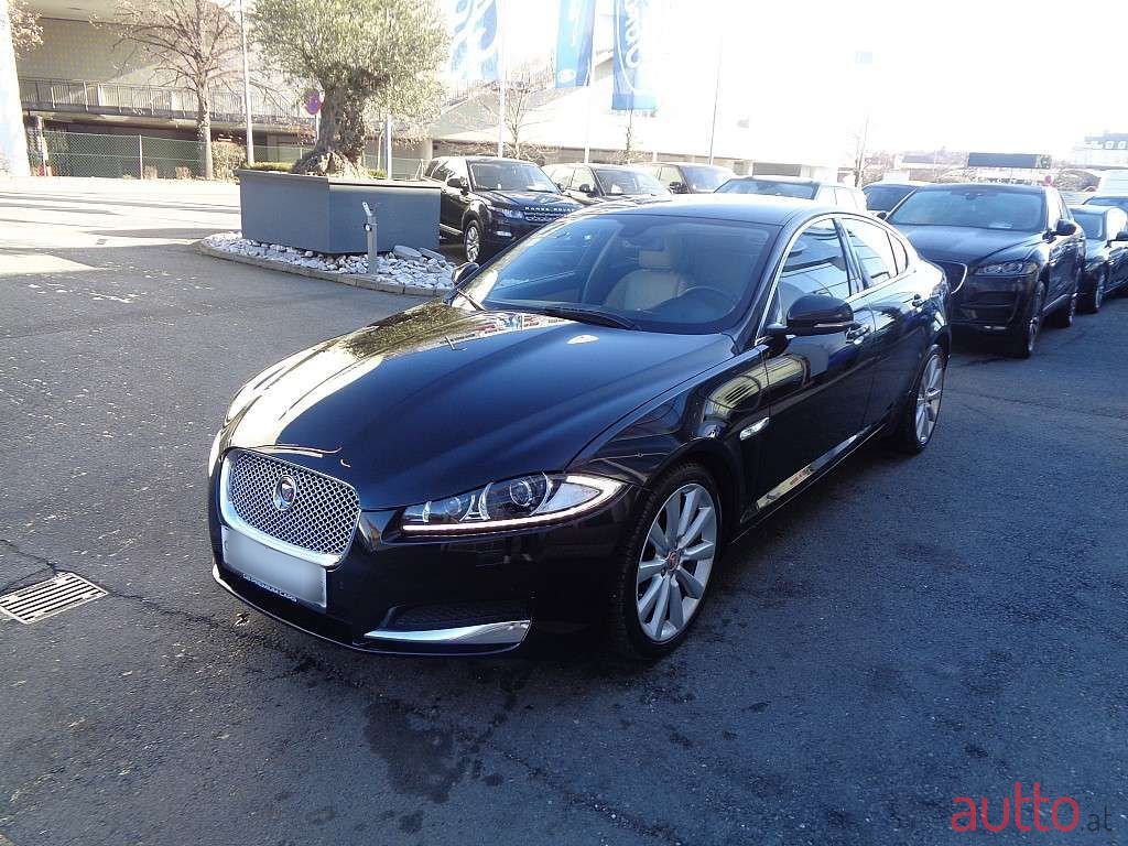 2014' Jaguar XF photo #1