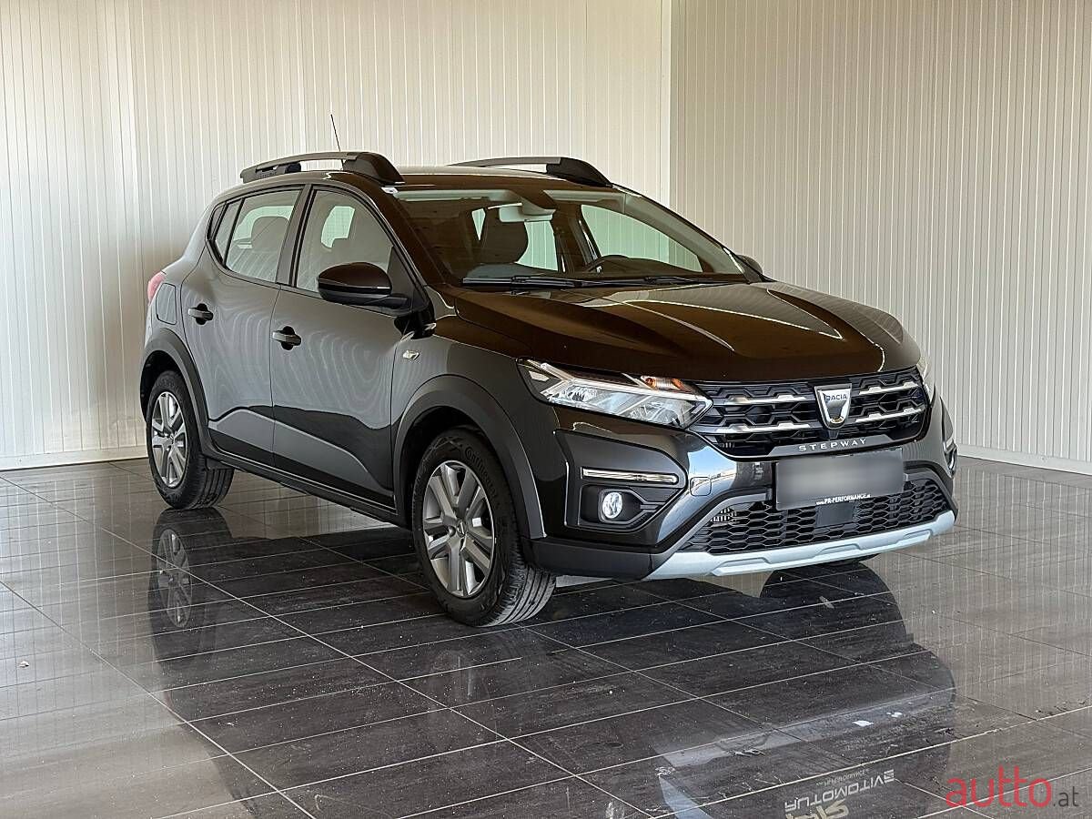 2022' Dacia Sandero photo #3