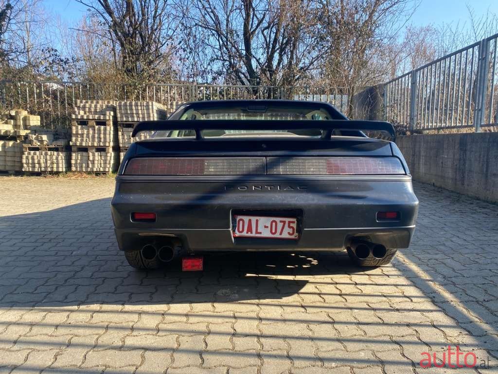 1986' Pontiac Fiero photo #4