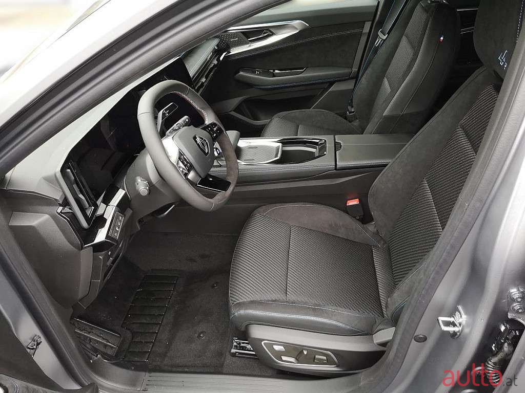 2022' Renault Austral photo #5