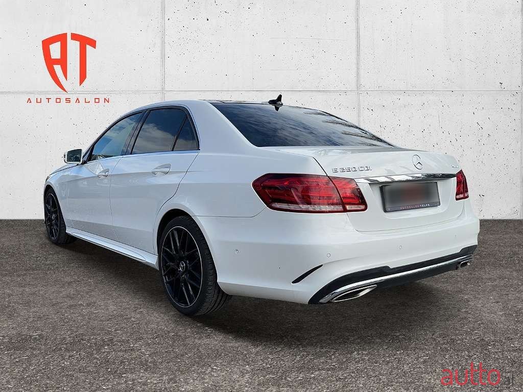 2014' Mercedes-Benz E-Klasse photo #3