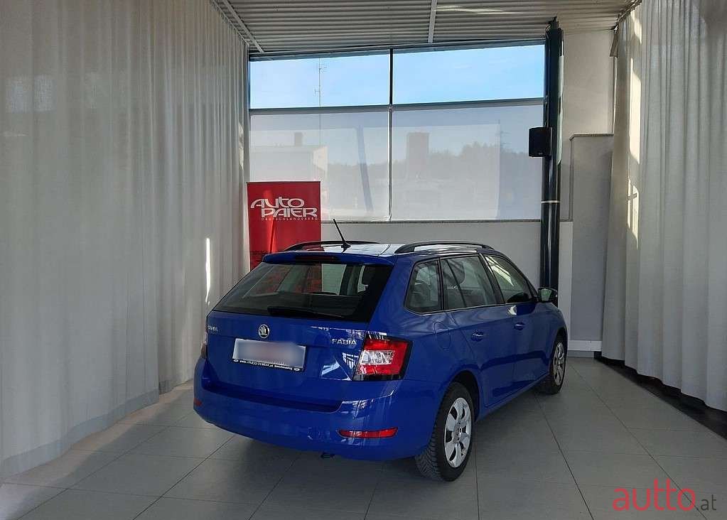 2019' Skoda Fabia photo #5