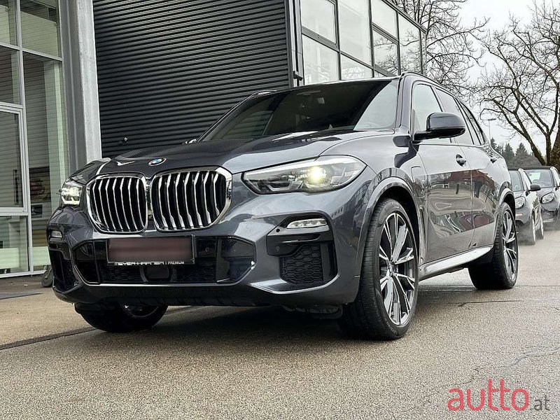 2019' BMW X5 photo #2