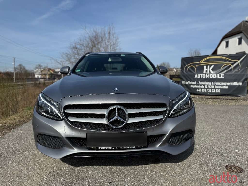 2015' Mercedes-Benz C-Klasse photo #3