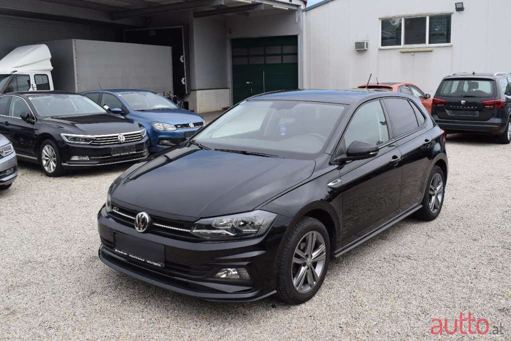 2020' Volkswagen Polo photo #1