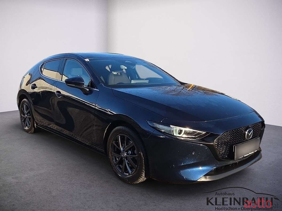 2023' Mazda Mazda3 photo #2