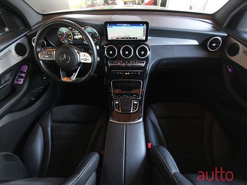 2020' Mercedes-Benz Glc-Klasse photo #2