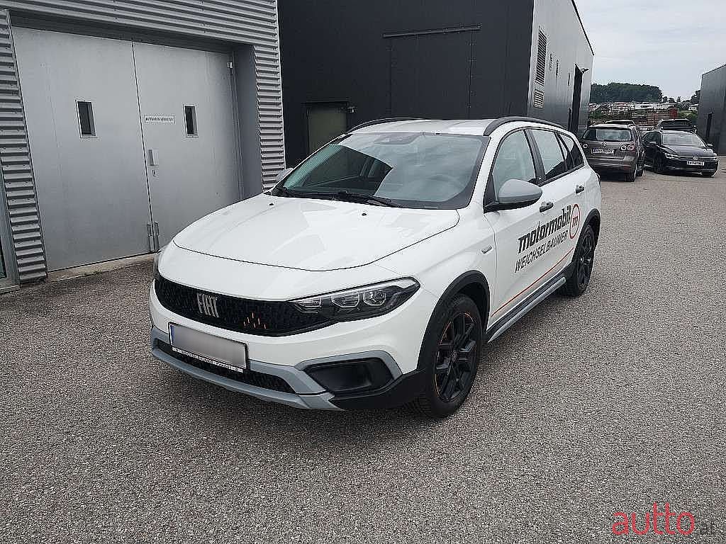 2023' Fiat Tipo photo #1