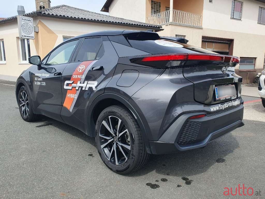 2023' Toyota C-HR photo #6