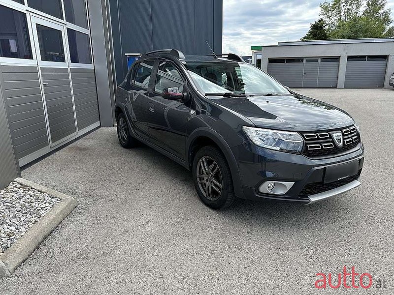 2020' Dacia Sandero photo #4