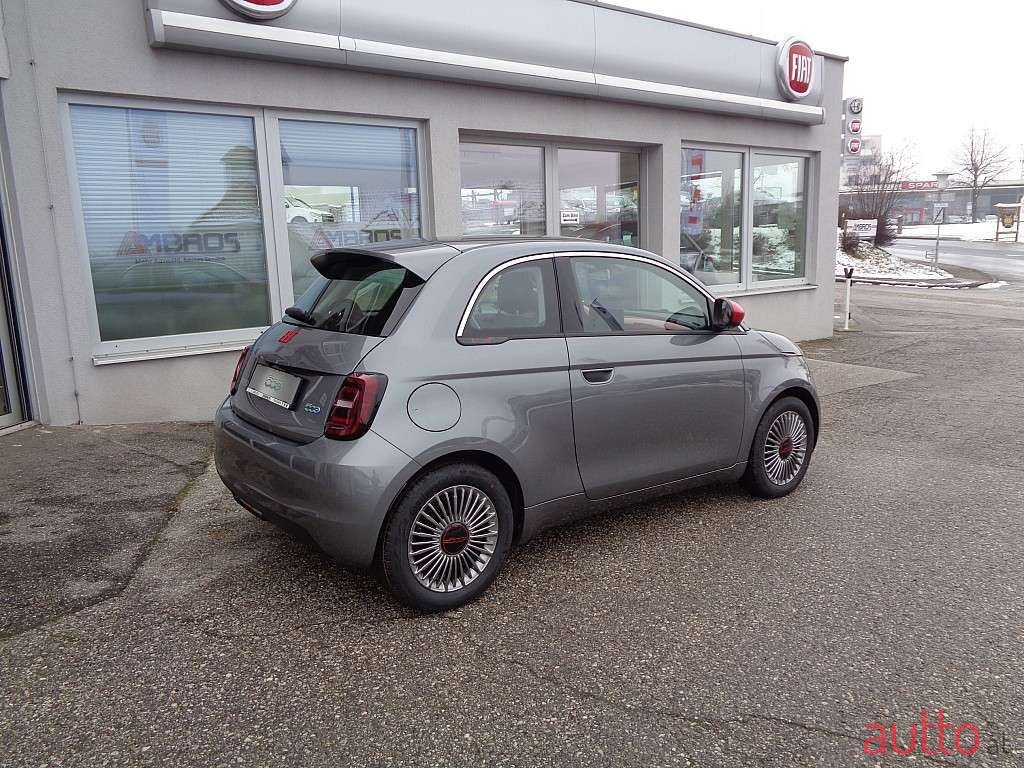 2023' Fiat 500 photo #5