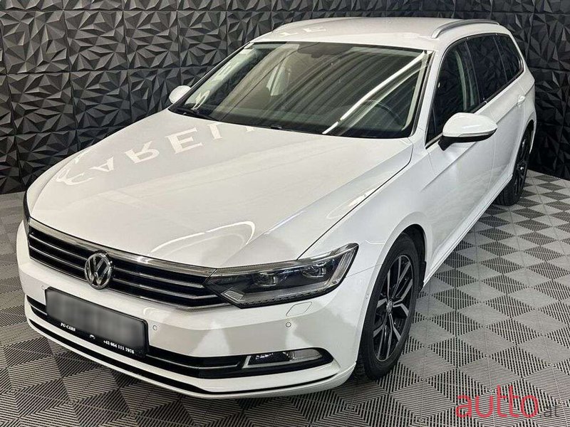 2018' Volkswagen Passat photo #1