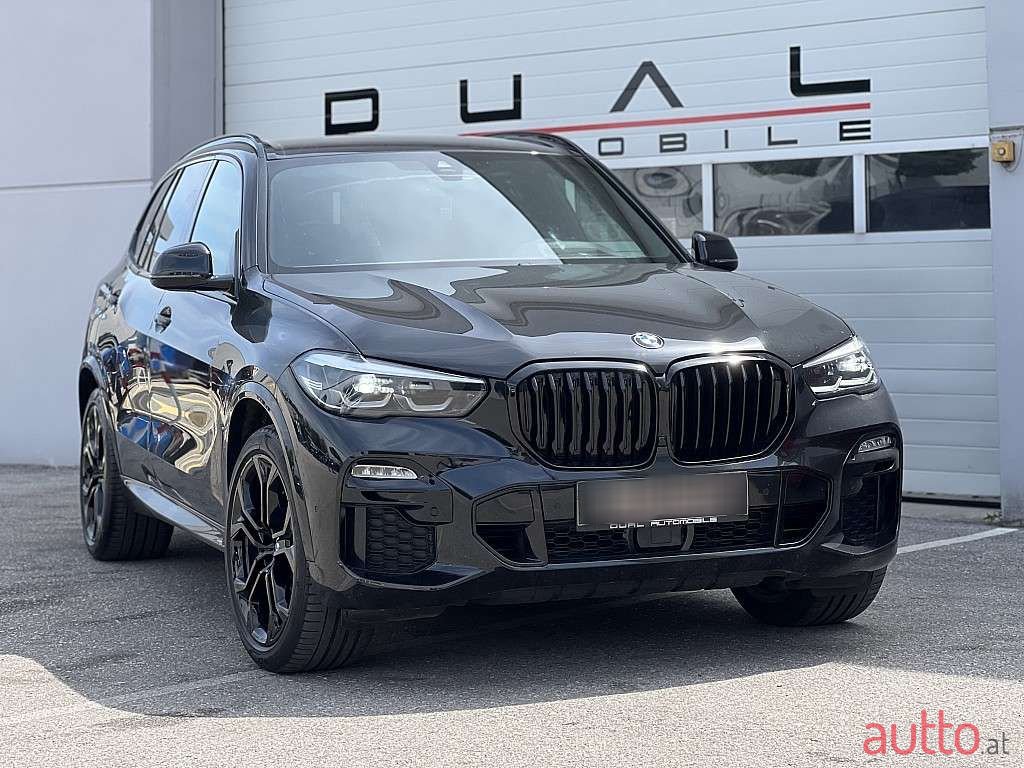 2019' BMW X5 photo #2