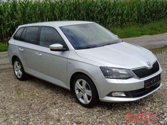 2017' Skoda Fabia photo #1