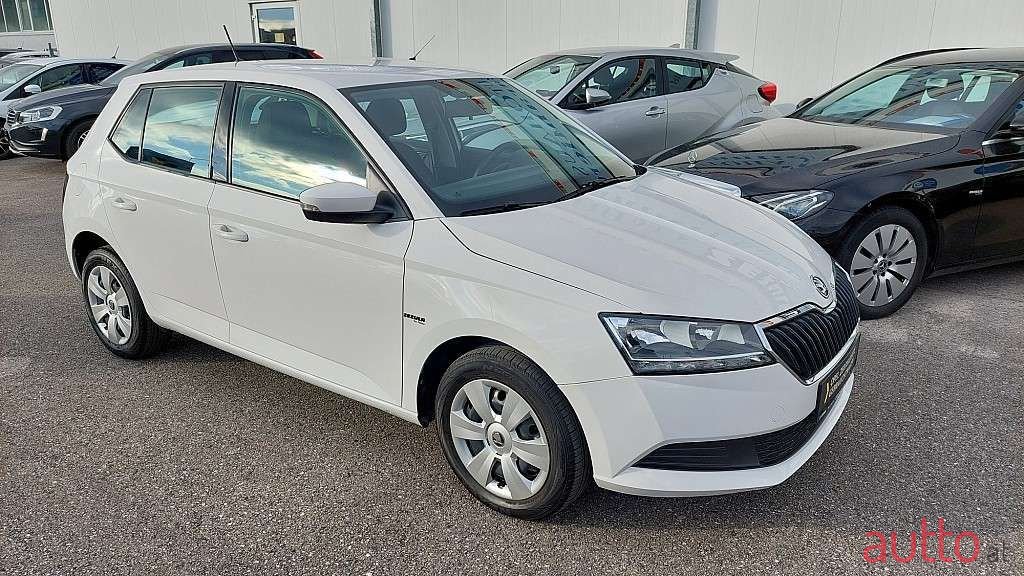 2019' Skoda Fabia photo #1