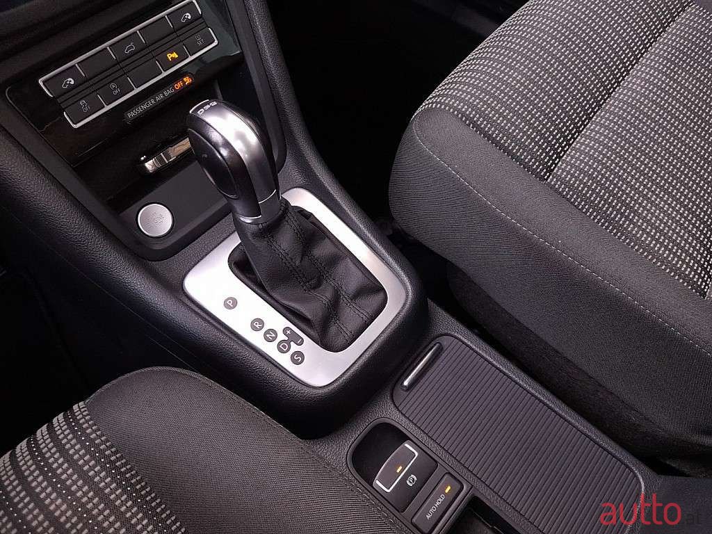 2018' SEAT Alhambra photo #5