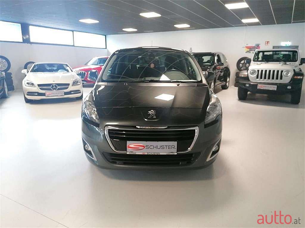 2016' Peugeot 5008 photo #3