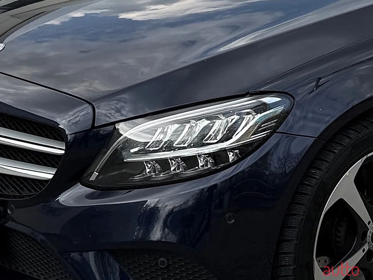 2020' Mercedes-Benz C-Klasse photo #5