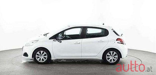 2017' Peugeot 208 photo #1