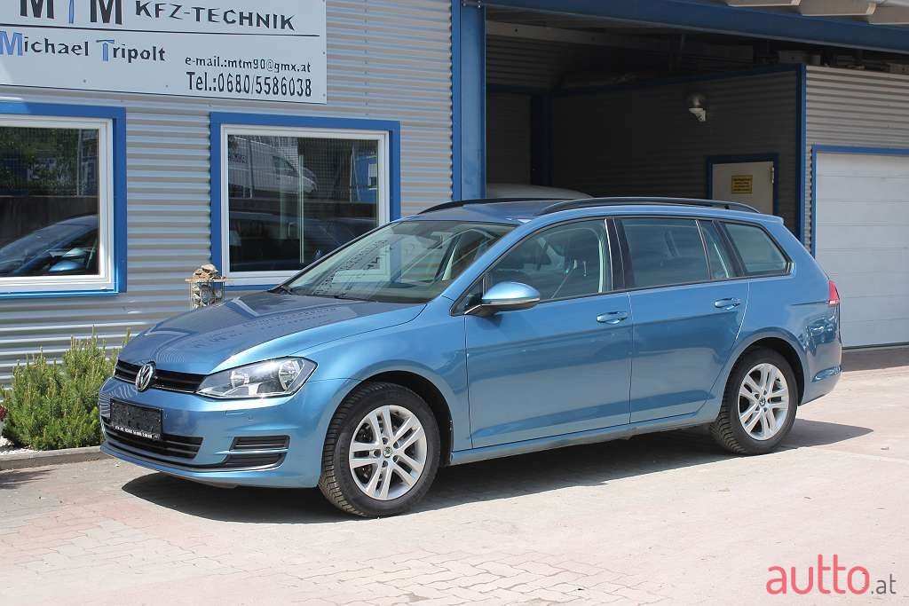 2014' Volkswagen Golf photo #3