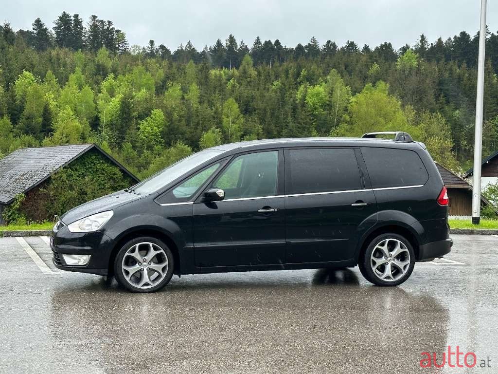 2009' Ford Galaxy photo #2