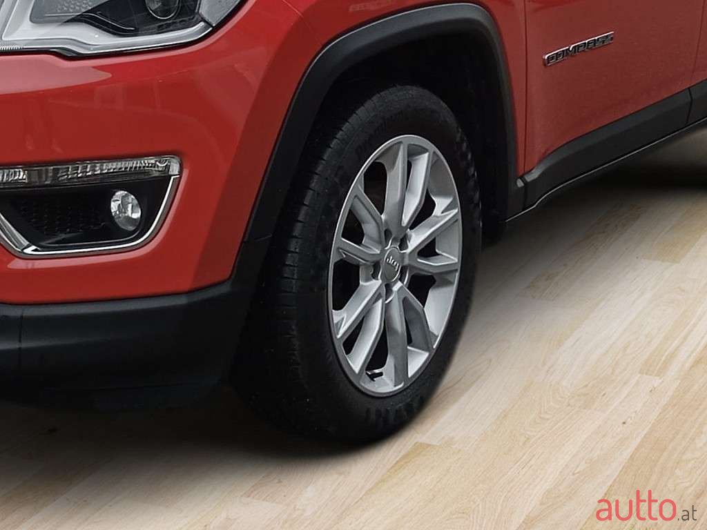 2022' Jeep Compass photo #5