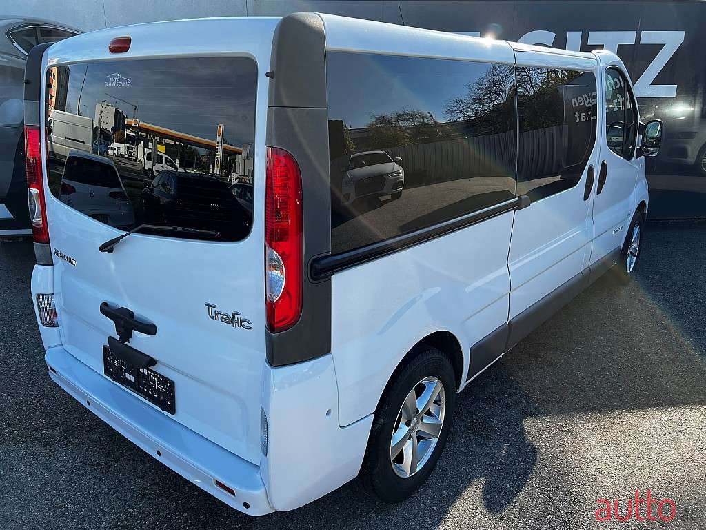 2010' Renault Trafic photo #3
