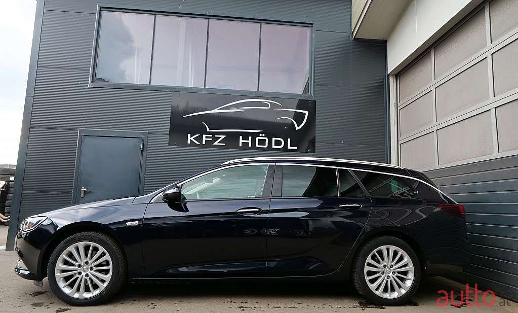 2018' Opel Insignia photo #5